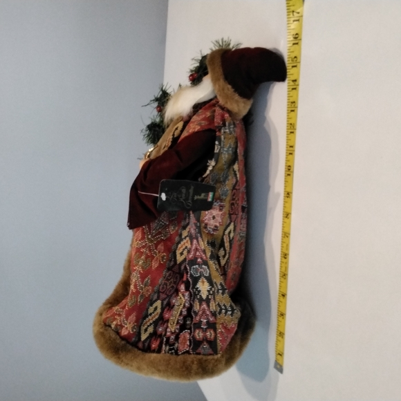 16" Santa - Picture 7 of 7